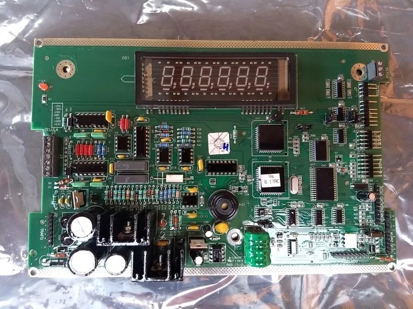 9091_pci codigo 9091800_lado componentes smd e pth rs232c.jpg